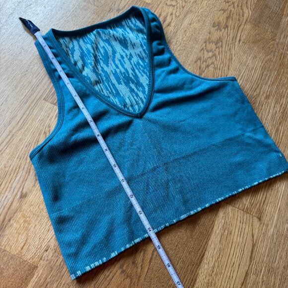 Athleta Aurora Seamless Crop Rib Tank Top - Picture 8 of 8